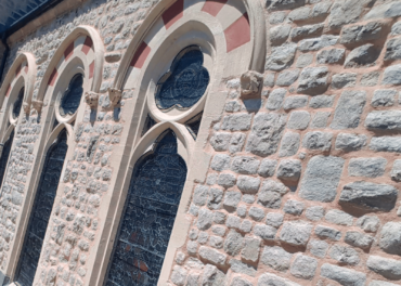 Kerr Stone Services, stone mason